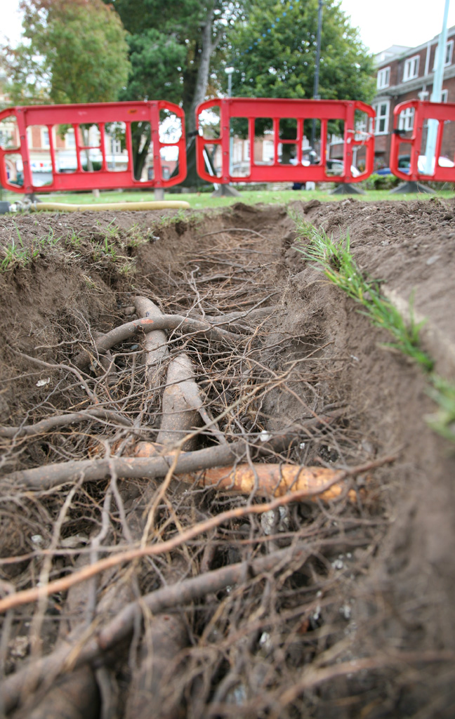Airspaded trench